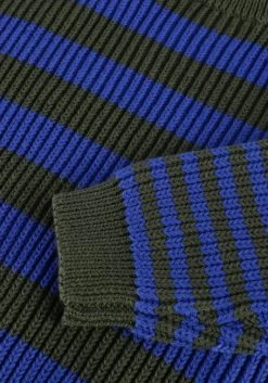 Donkergroene Retour Trui Julius