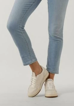Witte Guess Lage Sneakers Jinny -Family Verkoop 241309 8