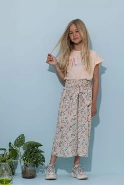 Roze Nono T-shirt Kanou Tshirt Short Ruffled Sleeve